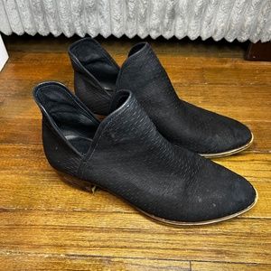 Lucky Brand Baley Perforated Suede Heel Ankle Booties Black Size 11 (815-WR)